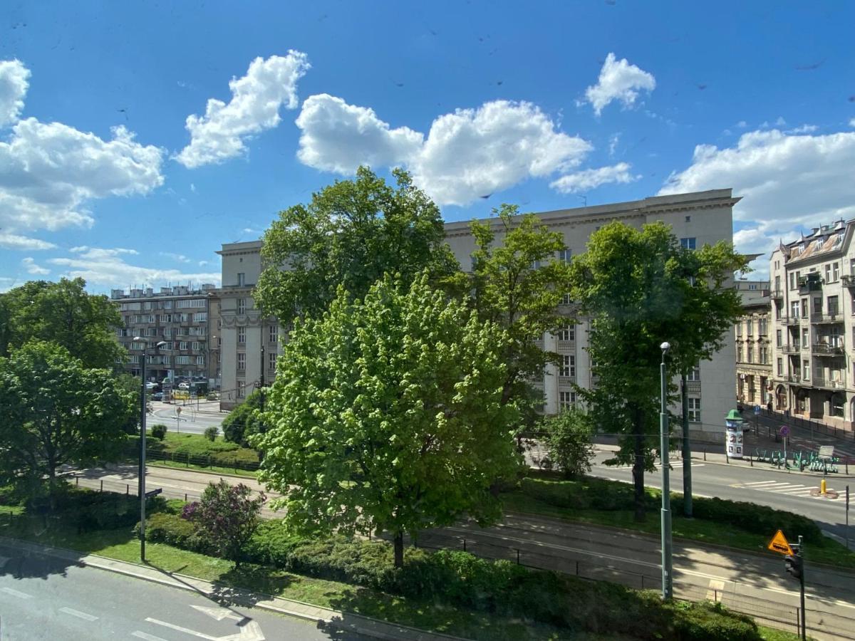 Apartament Czarny Z Jacuzzi Cracovia Exterior foto